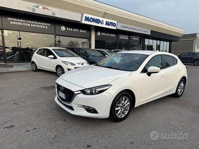Usata Mazda 3 Evolve 105 CV (77 kW) 2017 Bianco Berlina