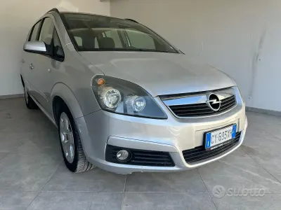 Occasion Opel Zafira Cosmo 105 ch (77 kW) 2006 Gris Monospace