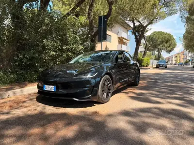 Usata Tesla Model 3 152 kW (208 CV) 2025 Nero Berlina