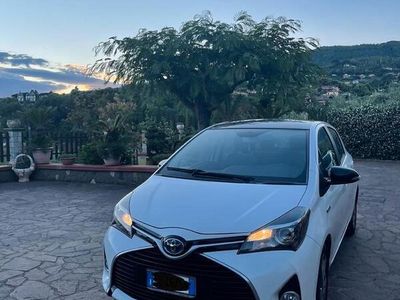 usata Toyota Yaris 3ª serie - 2016