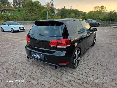 Usata VW Golf GTI 211 CV (155 kW) 2011 Nero Coupé