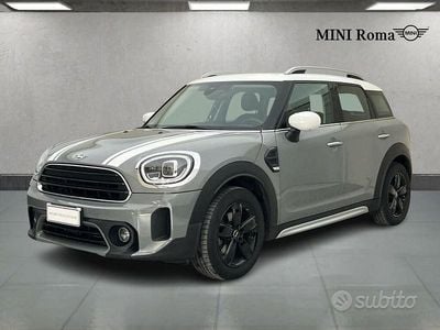 Moonwalk grey metallic Usata 2022 Mini Cooper Countryman Business SUV | 23.980 € (Buon prezzo)