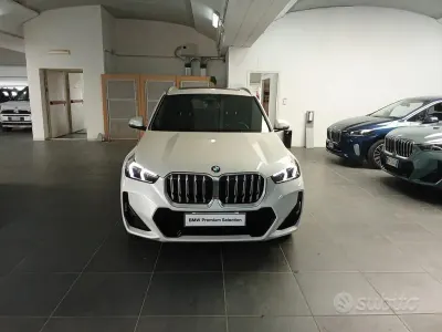 Begagnad BMW X1 M Sport 150 HK (110 kW) 2023 Vit SUV