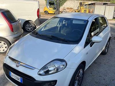 Usata Fiat Punto Evo Dynamic 69 CV (50 kW) 2011 Utilitaria