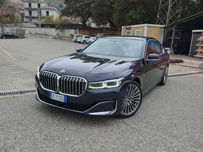 Usata BMW 730L 265 CV (194 kW) 2020 Blu/azzurro Berlina