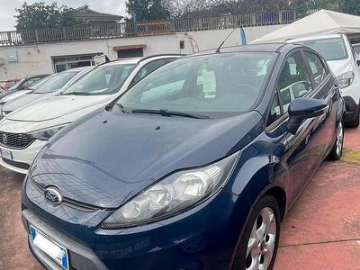 Usata Ford Fiesta Business Edition 60 CV (44 kW) 2012 Blu Utilitaria