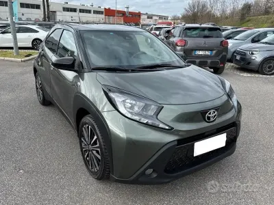 Usata Toyota Aygo X Trend 72 CV (52 kW) 2023 Verde SUV