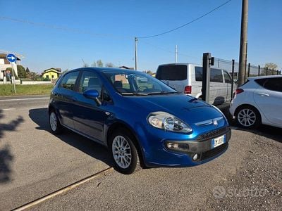 Usata Fiat Punto Evo Dynamic 77 CV (56 kW) 2012 Blu Utilitaria