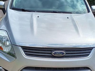 Usata Ford Kuga 140 CV (102 kW) 2012 Grigio SUV