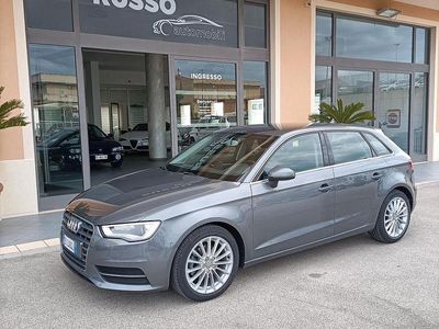 Usata Audi A3 Business 110 CV (80 kW) 2014 Grigio Berlina