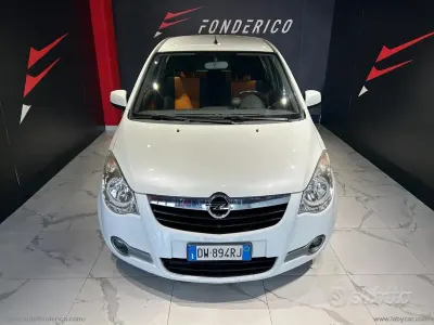 Usata Opel Agila Enjoy 86 CV (63 kW) 2009 Bianco Utilitaria