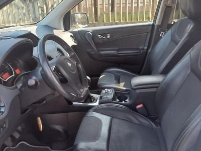 Usata Renault Koleos 175 CV (128 kW) 2011 Bianco SUV