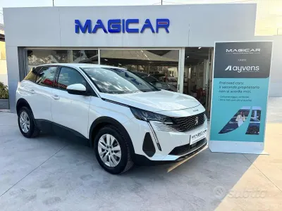 Usata Peugeot 3008 Business-Line 131 CV (96 kW) 2021 Bianco SUV