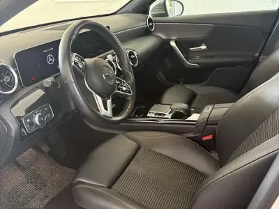 Usata Mercedes A180 Business 116 CV (85 kW) 2019 Grigio Berlina