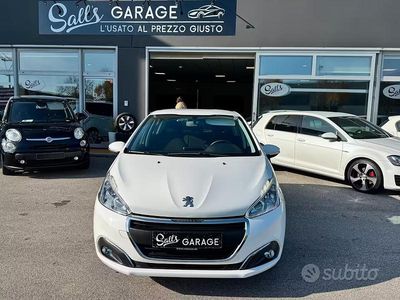 Usata Peugeot 208 67 CV (49 kW) 2017 Bianco Utilitaria
