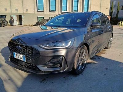Usata Ford Focus ST-Line 155 CV (114 kW) 2025 Magnetic gray Station wagon