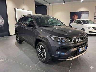 Usata Jeep Compass Altitude 131 CV (96 kW) 2024 Blue shade SUV