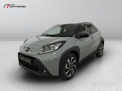 Nuova Toyota Aygo X Trend 72 CV (52 kW) 2025 Verde SUV