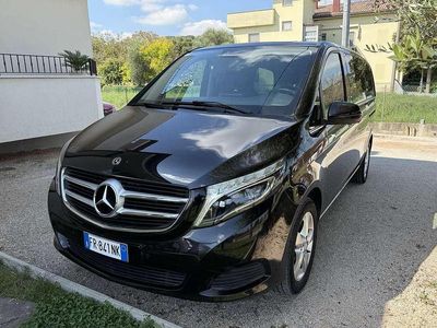 Usata Mercedes V220 163 CV (119 kW) 2018 Nero Monovolume