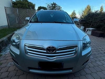 Usata Toyota Avensis 2006 Grigio Station wagon