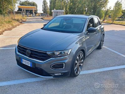 Usata VW T-Roc Advance 116 CV (85 kW) 2018 Grigio SUV
