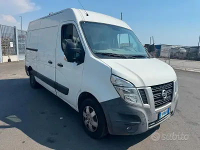 Usata Nissan NV400 125 CV (91 kW) 2015 Bianco Furgone