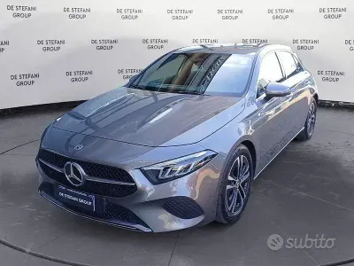 Usata Mercedes A180 Advanced 116 CV (85 kW) 2025 Grigio Berlina