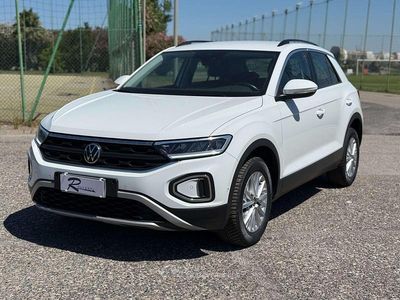 Usata VW T-Roc Style 110 CV (80 kW) 2023 Bianco SUV