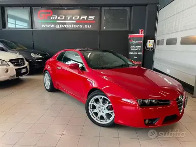Usata Alfa Romeo Brera 185 CV (136 kW) 2007 Rosso Coupé