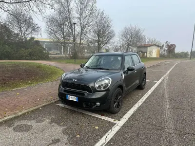 Usata Mini Cooper SD Countryman 143 CV (105 kW) 2013 Nero SUV