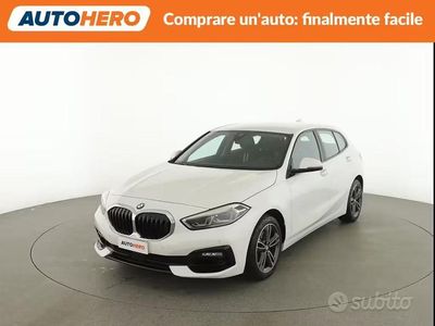 Begagnad BMW 118 Sport Line 140 HK (102 kW) 2020 Vit Halvkombi