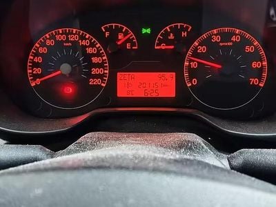 Usata Fiat Grande Punto Dynamic 65 CV (47 kW) 2007 Blu Utilitaria