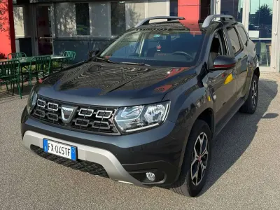 Usata Dacia Duster Prestige 114 CV (83 kW) 2019 Blu/azzurro SUV