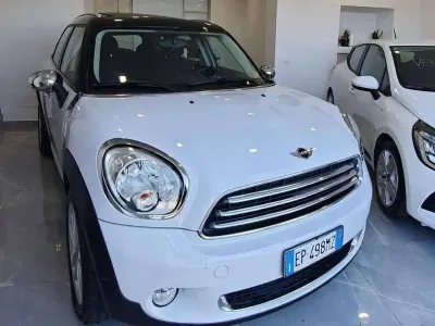 Usata Mini Cooper D Countryman 111 CV (81 kW) 2013 Bianco SUV