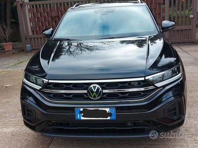 Usata VW T-Roc R-line 150 CV (110 kW) 2024 Nero SUV