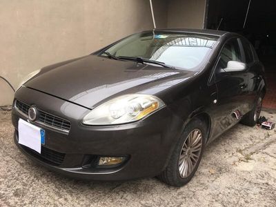 Usata Fiat Bravo 90 CV (66 kW) 2008 Marrone Utilitaria