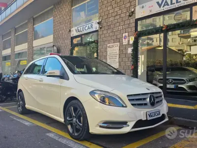 Usata Mercedes B180 Executive 109 CV (80 kW) 2014 Bianco Monovolume