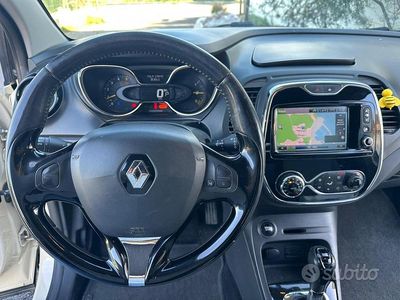 Usata Renault Captur 90 CV (66 kW) 2016 SUV