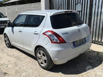 Usata Suzuki Swift 2010 Bianco Utilitaria