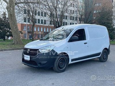 Usata Dacia Dokker 90 CV (66 kW) 2019 Bianco Monovolume