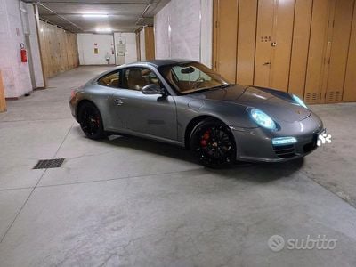 Usata Porsche 997 385 CV (283 kW) 2011 Grigio Coupé
