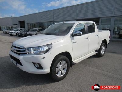 usata Toyota HiLux 2.4 D-4D 4WD 4 porte Double Cab Comfort - PREZZO IVA ESCLUSA