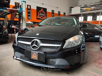 Usata Mercedes A180 Executive 122 CV (89 kW) 2017 Nero Berlina