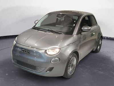 Begagnad Fiat 500e 42 kW (58 HK) 2023 Grå Sedan