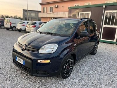 Usata Fiat Panda City Life 70 CV (51 kW) 2021 Blu Berlina
