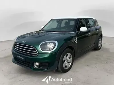 Usata Mini Cooper D Countryman Business 150 CV (110 kW) 2017 Verde SUV