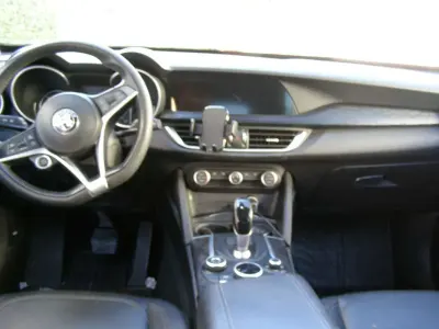 Usata Alfa Romeo Stelvio Business 209 CV (153 kW) 2019 Nero SUV