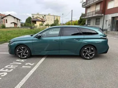 Usata Peugeot 308 Allure 131 CV (96 kW) 2023 Verde Station wagon