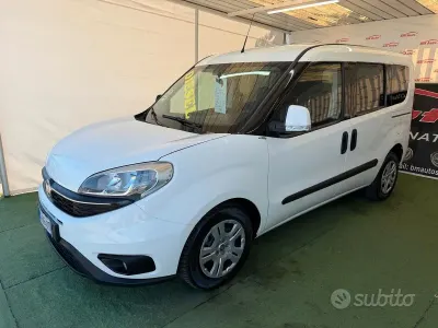 Usata Fiat Doblò 105 CV (77 kW) 2017 Bianco Monovolume