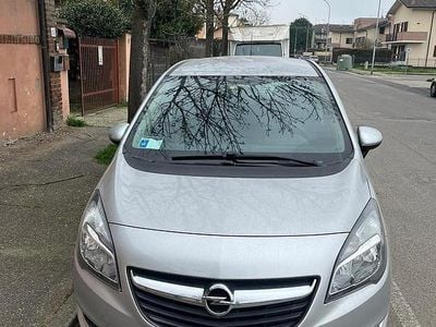 Usata Opel Meriva 2015 Grigio Monovolume